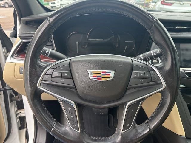 Used 2019 Cadillac XT5 Luxury image 16