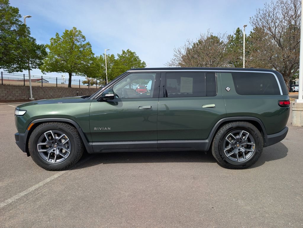 Used 2024 Rivian R1S Adventure AWD/4WD image 3