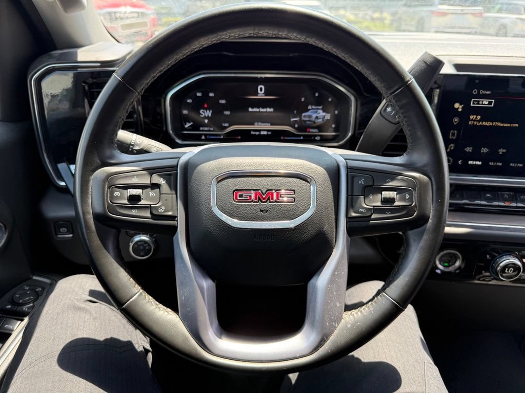 Used 2024 GMC Sierra 1500 SLT AWD/4WD image 6