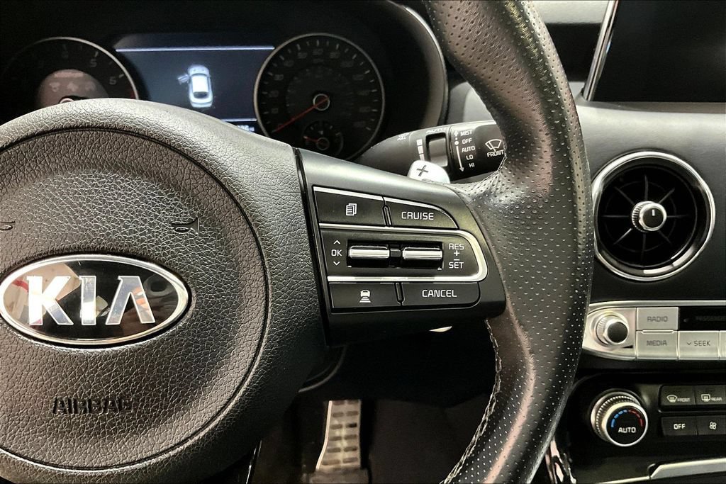 Used 2018 Kia Stinger GT2 AWD/4WD image 19