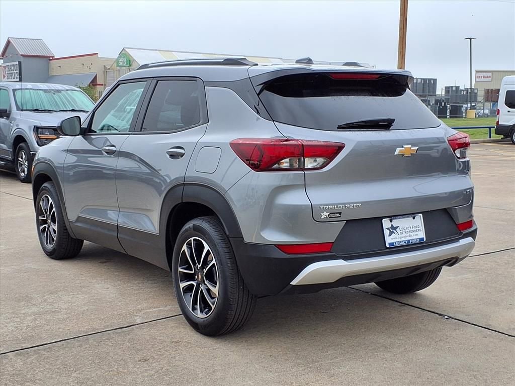 Used 2026 Chevrolet TrailBlazer LT image 4