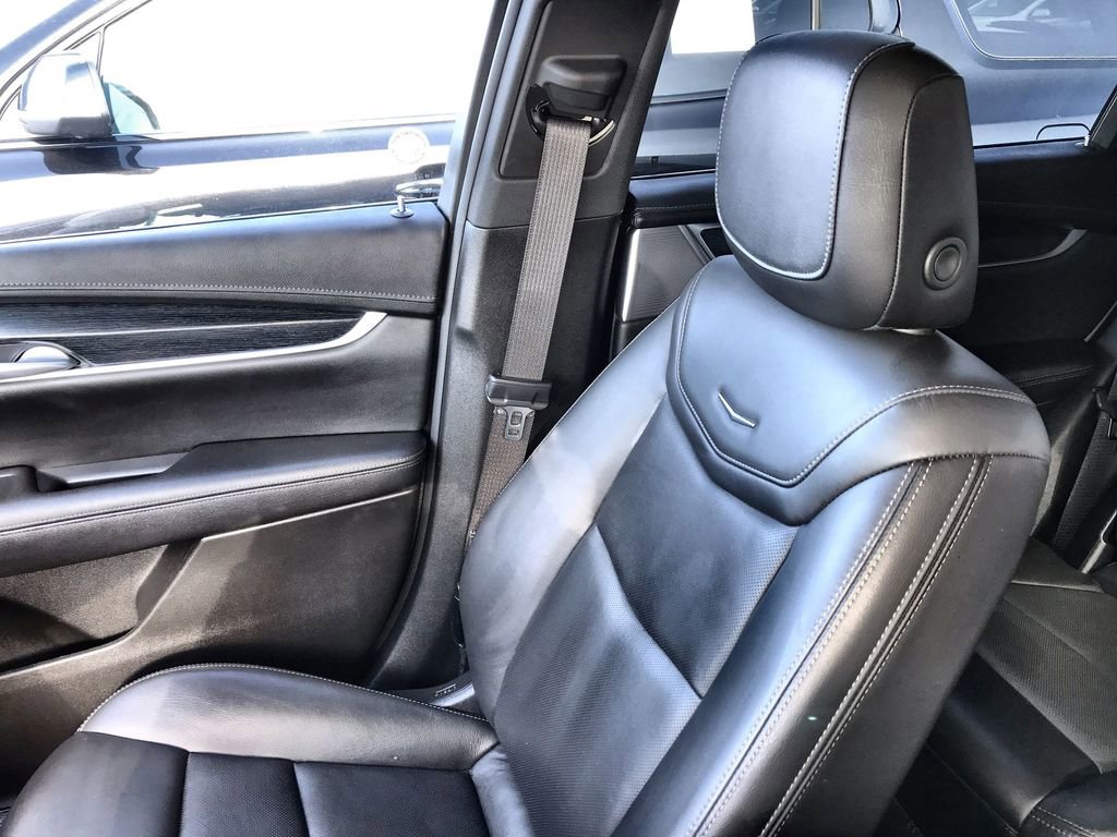 Used 2024 Cadillac XT5 Premium Luxury AWD/4WD image 24