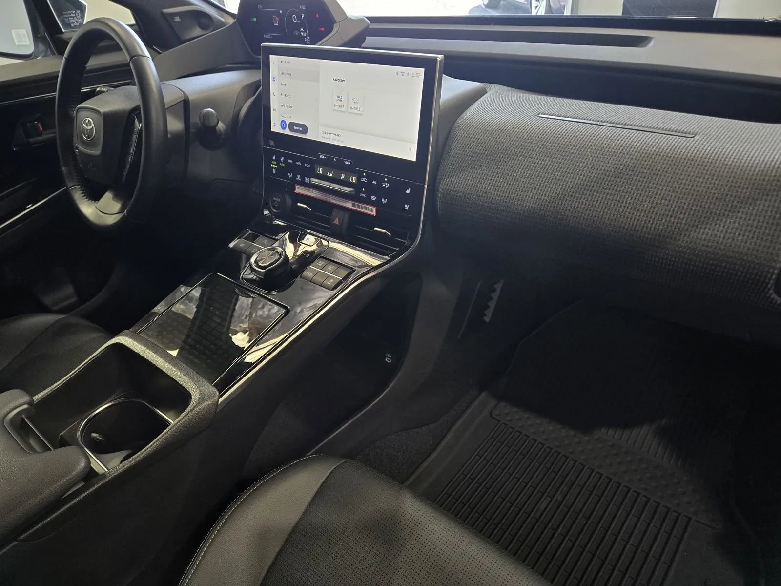 Used 2023 Toyota bZ4X Limited w/ Weather Package FWD image 5