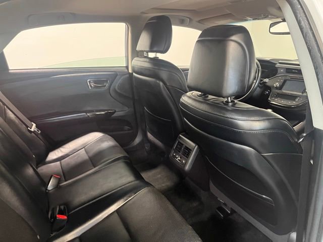 Used 2016 Toyota Avalon Limited w/ Toyota Safety Sense Package image 14