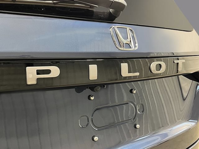 New 2026 Honda Pilot Elite image 7
