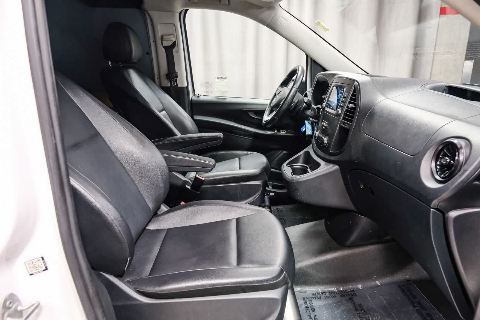 Used 2021 Mercedes-Benz Metris image 22