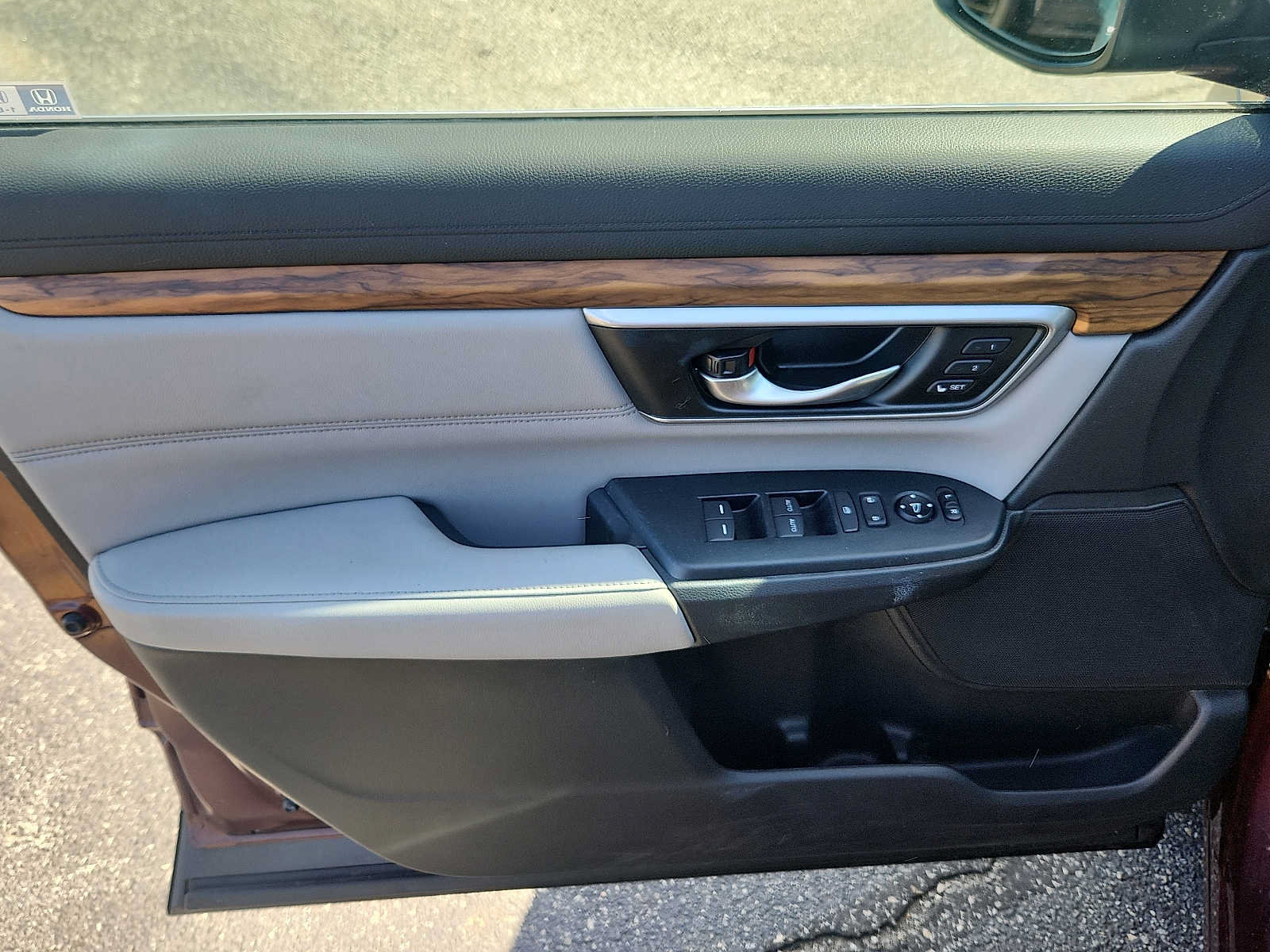 Certified 2018 Honda CR-V Touring image 12