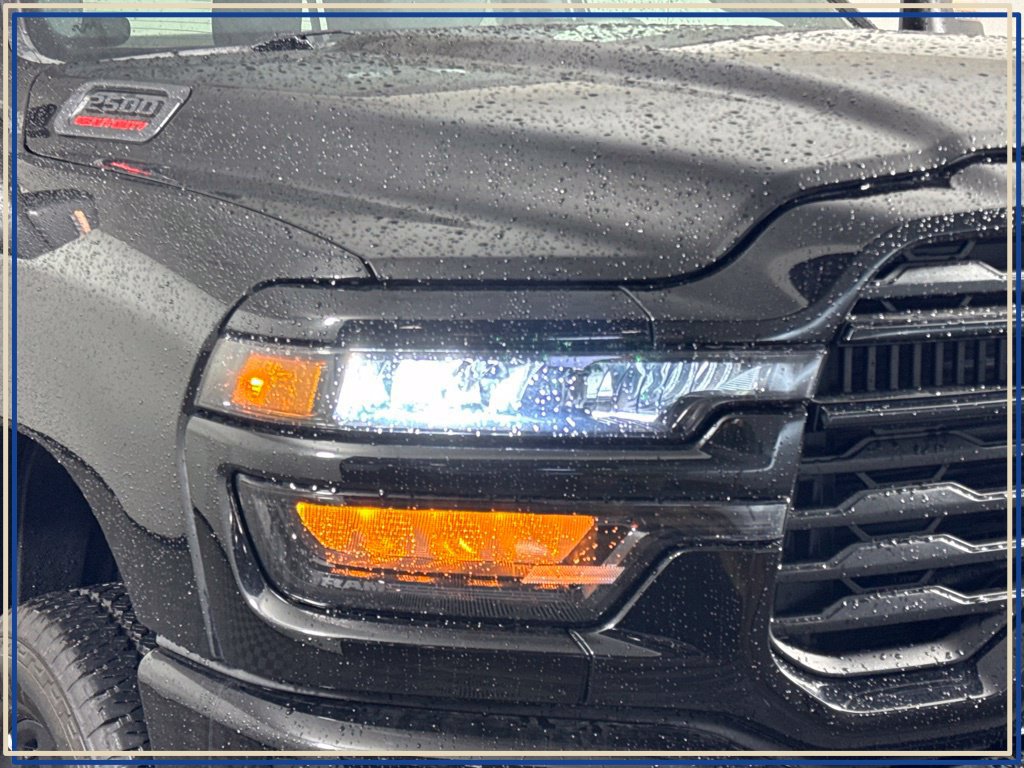 Used 2025 RAM 2500 Big Horn AWD/4WD image 7