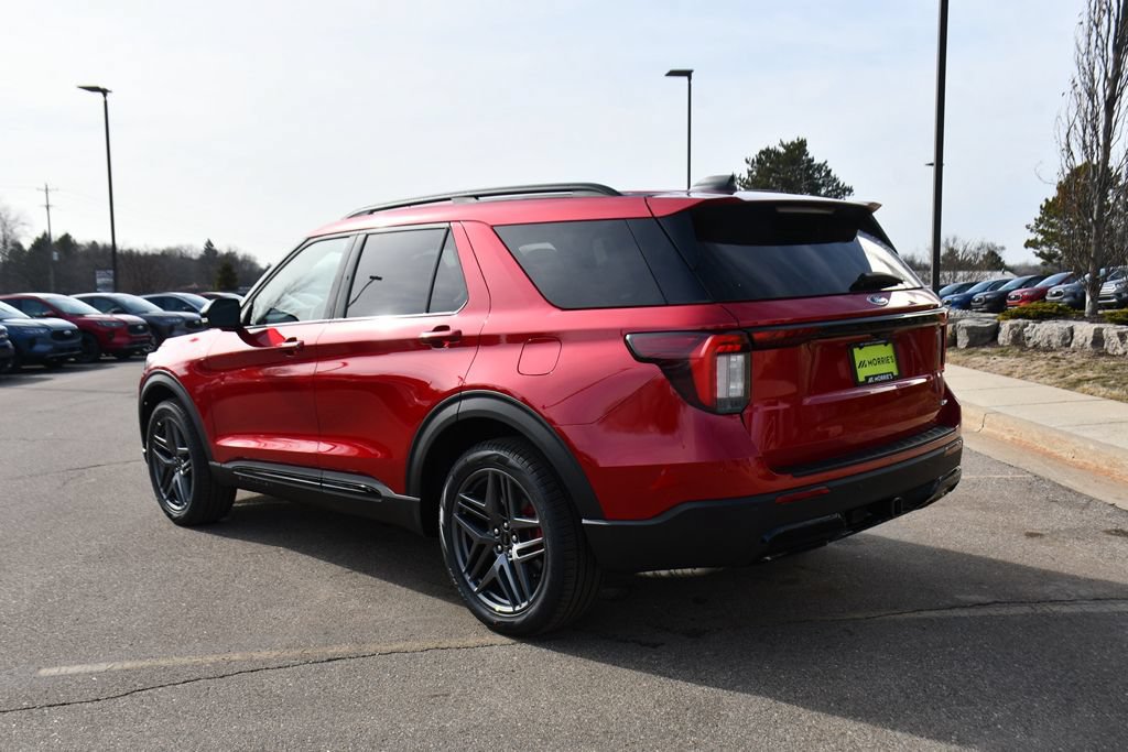 New 2026 Ford Explorer ST-Line w/ ST-Line Street Pack AWD/4WD image 4