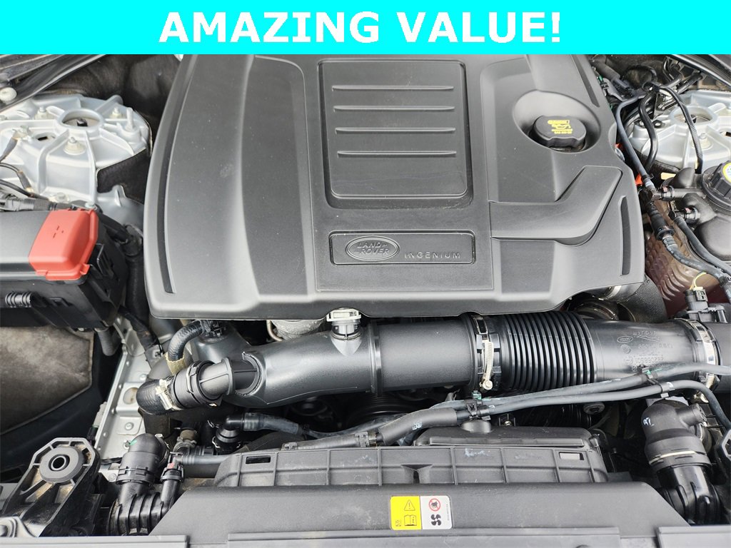 Used 2025 Land Rover Range Rover Velar Dynamic SE image 9