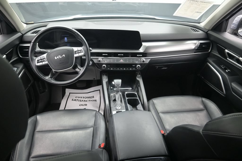 Used 2024 Kia Telluride S w/ S Sunroof Package FWD image 15