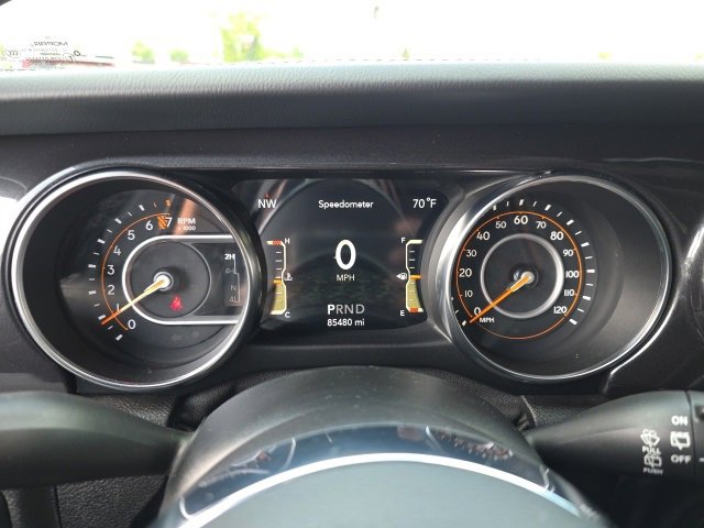 Used 2020 Jeep Wrangler Unlimited Sahara image 19