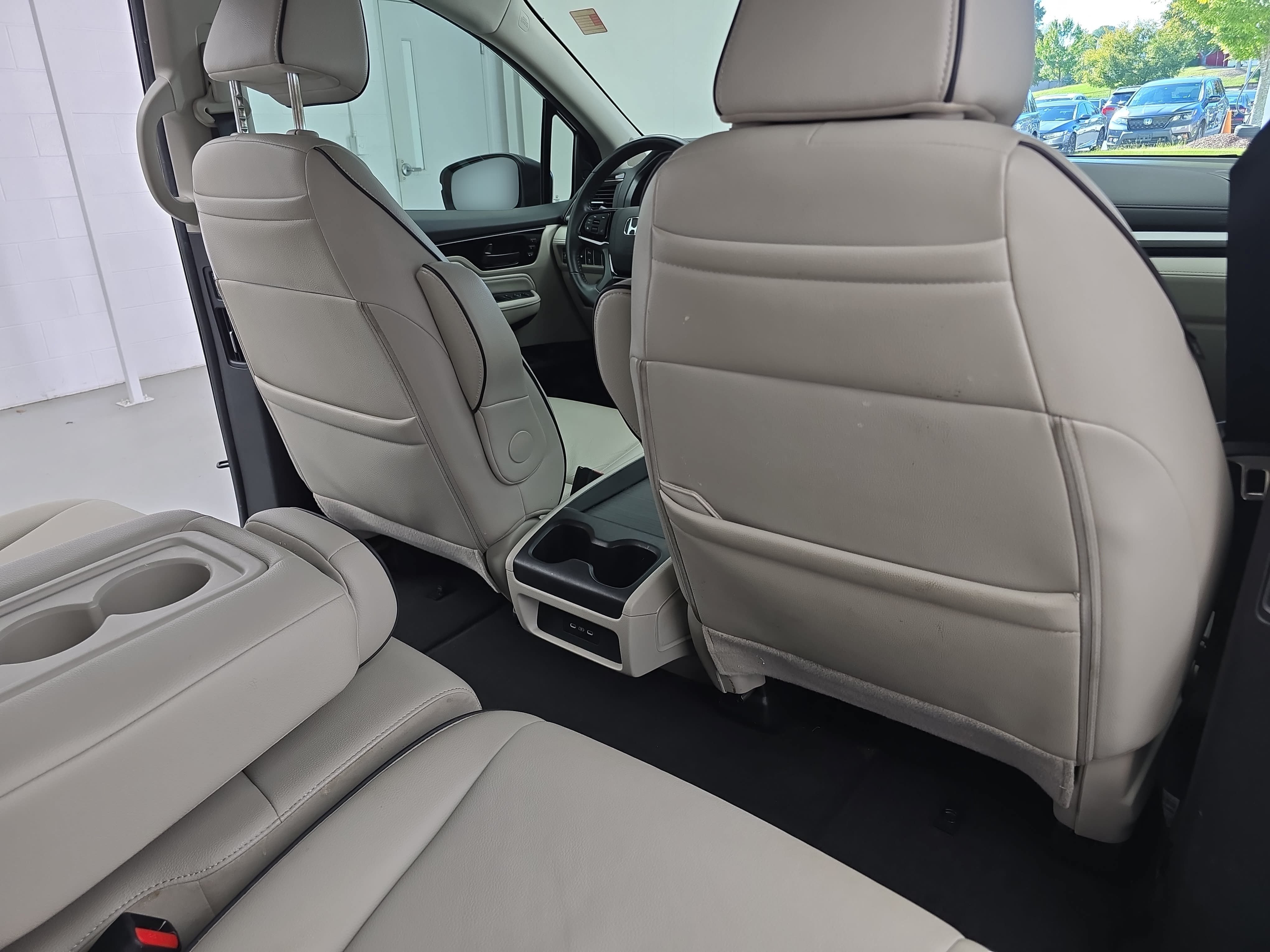 Certified 2025 Honda Odyssey Touring image 11