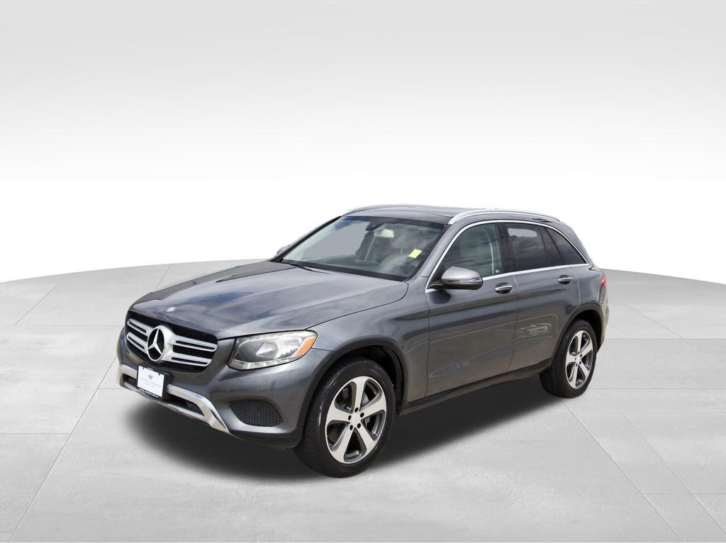 Used 2016 Mercedes-Benz GLC 300 image 2