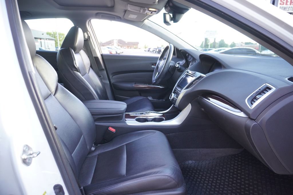 Used 2015 Acura TLX V6 SH-AWD w/ Technology Pkg image 9