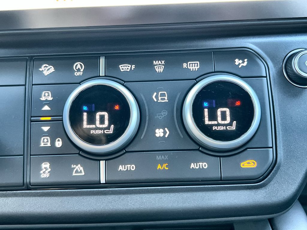 New 2026 Land Rover Defender 110 X-Dynamic SE AWD/4WD image 26
