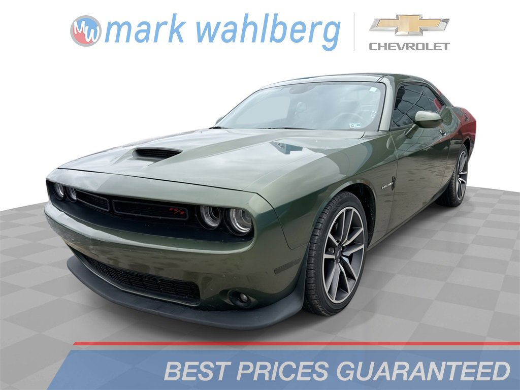 Used 2022 Dodge Challenger R/T w/ Plus Package image 1
