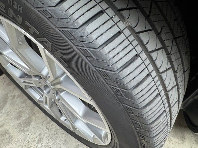 Certified 2025 BMW X7 xDrive40i w/ Premium Package image 32