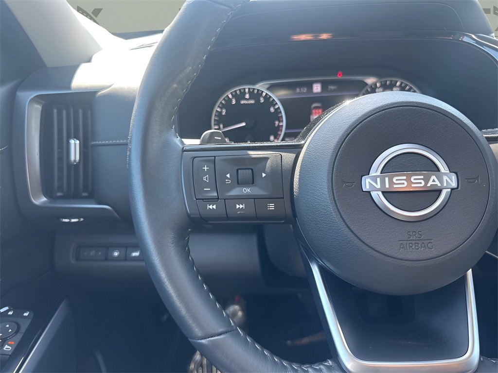 Used 2023 Nissan Pathfinder SL image 15