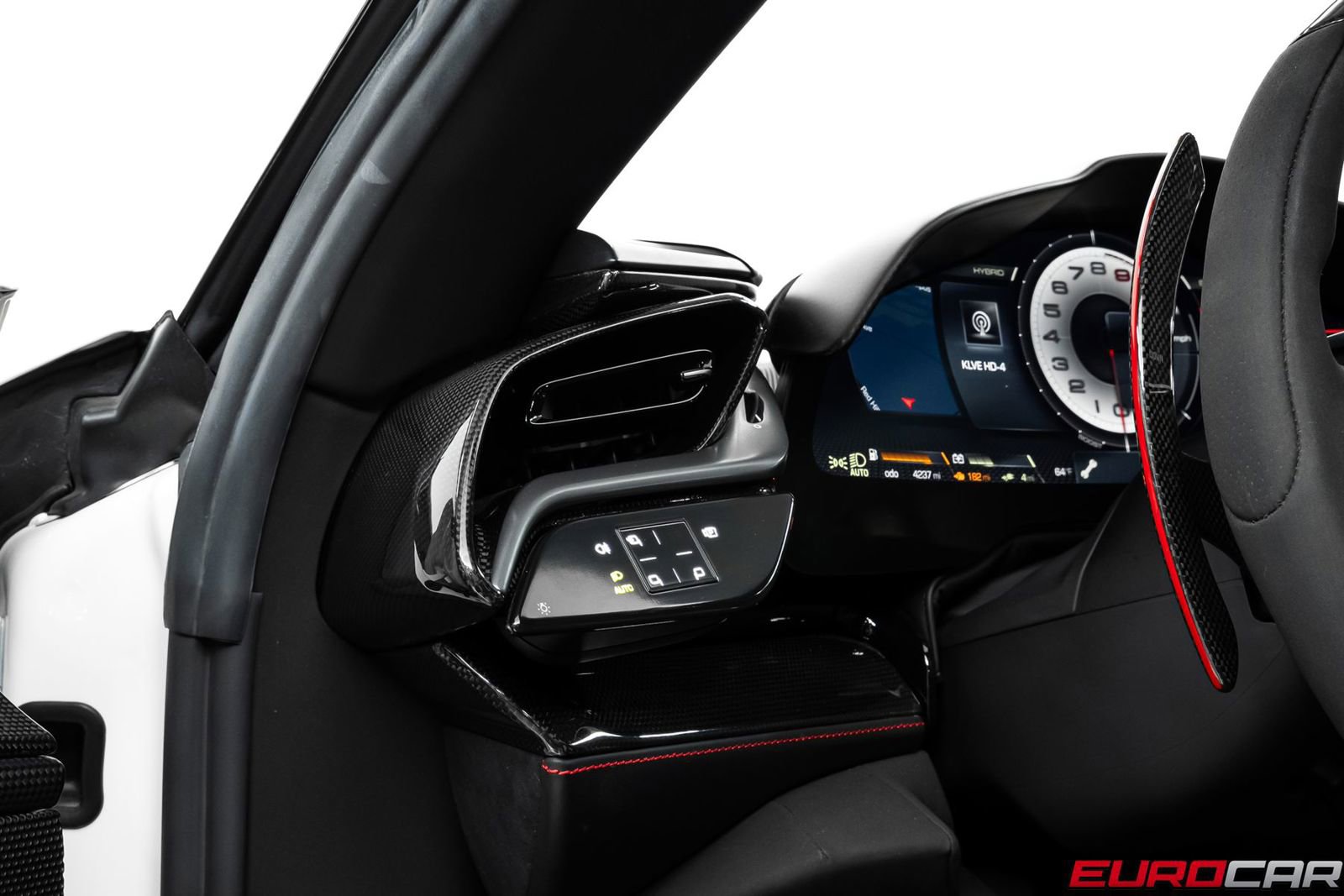 Used 2021 Ferrari SF90 Stradale AWD/4WD image 33