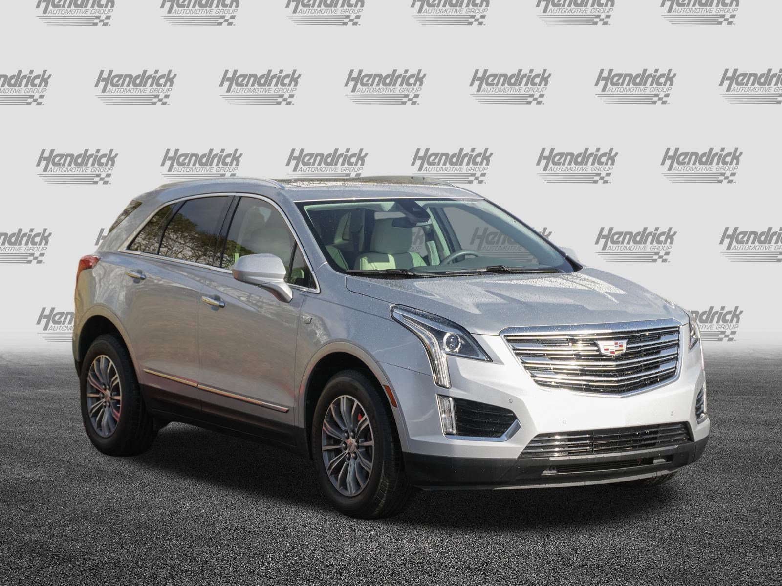Used 2017 Cadillac XT5 Luxury w/ Driver Awareness Package image 2