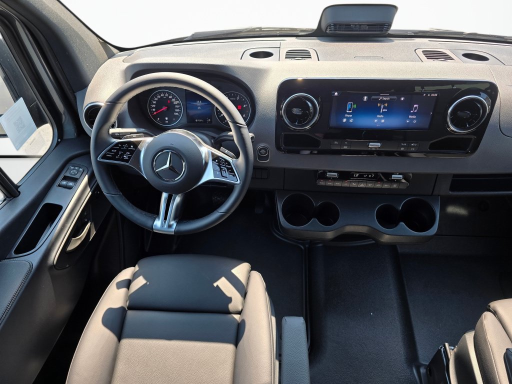 New 2026 Mercedes-Benz Sprinter 2500 image 22