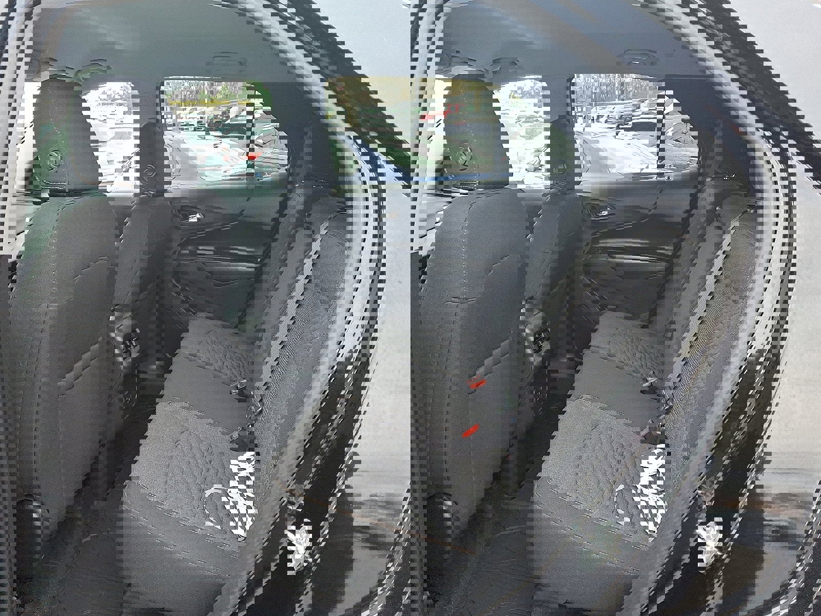 Used 2021 Chevrolet Equinox LT image 10