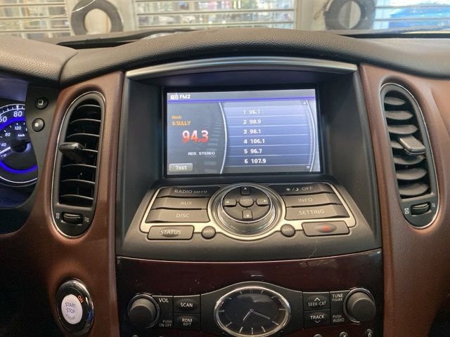 Used 2017 INFINITI QX50 2WD w/ Premium Package image 16