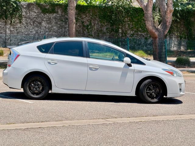 Used 2010 Toyota Prius FWD image 4