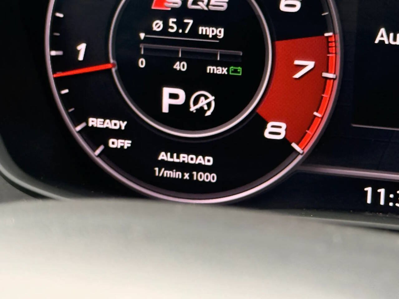 Used 2018 Audi SQ5 Prestige AWD/4WD image 25