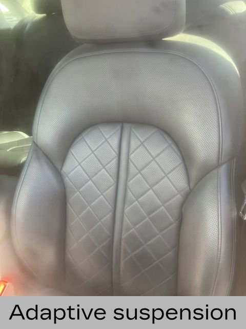 Used 2015 Audi S8 4.0T image 3