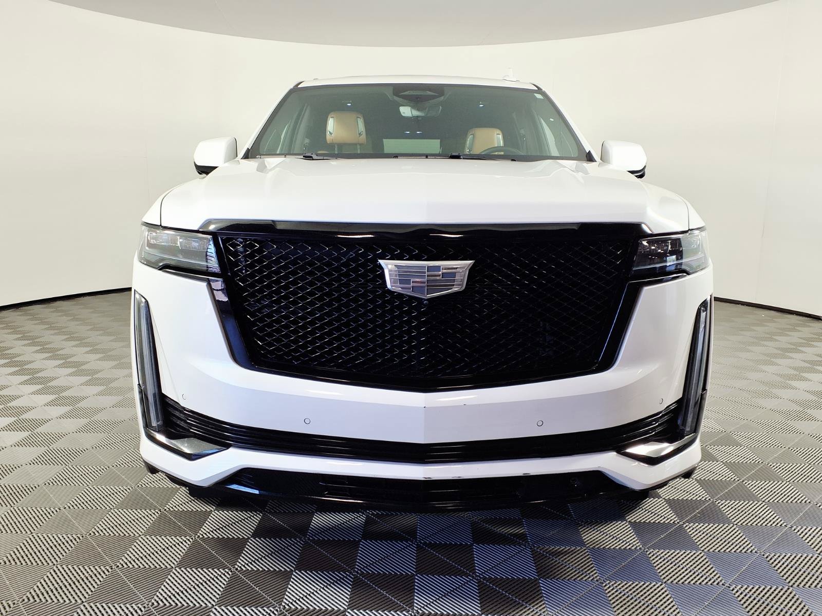 Used 2022 Cadillac Escalade Sport w/ Touring Package AWD/4WD image 2