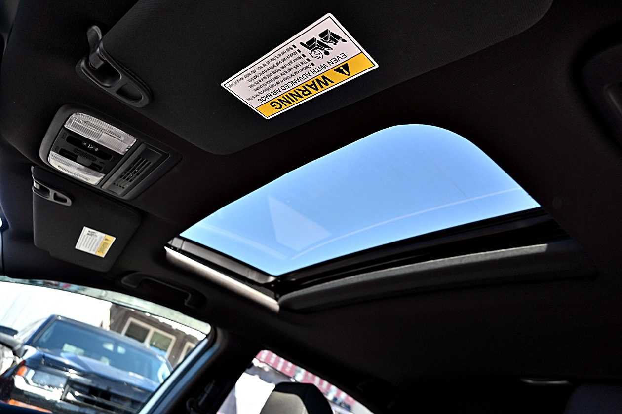 Used 2020 Honda Civic EX image 16