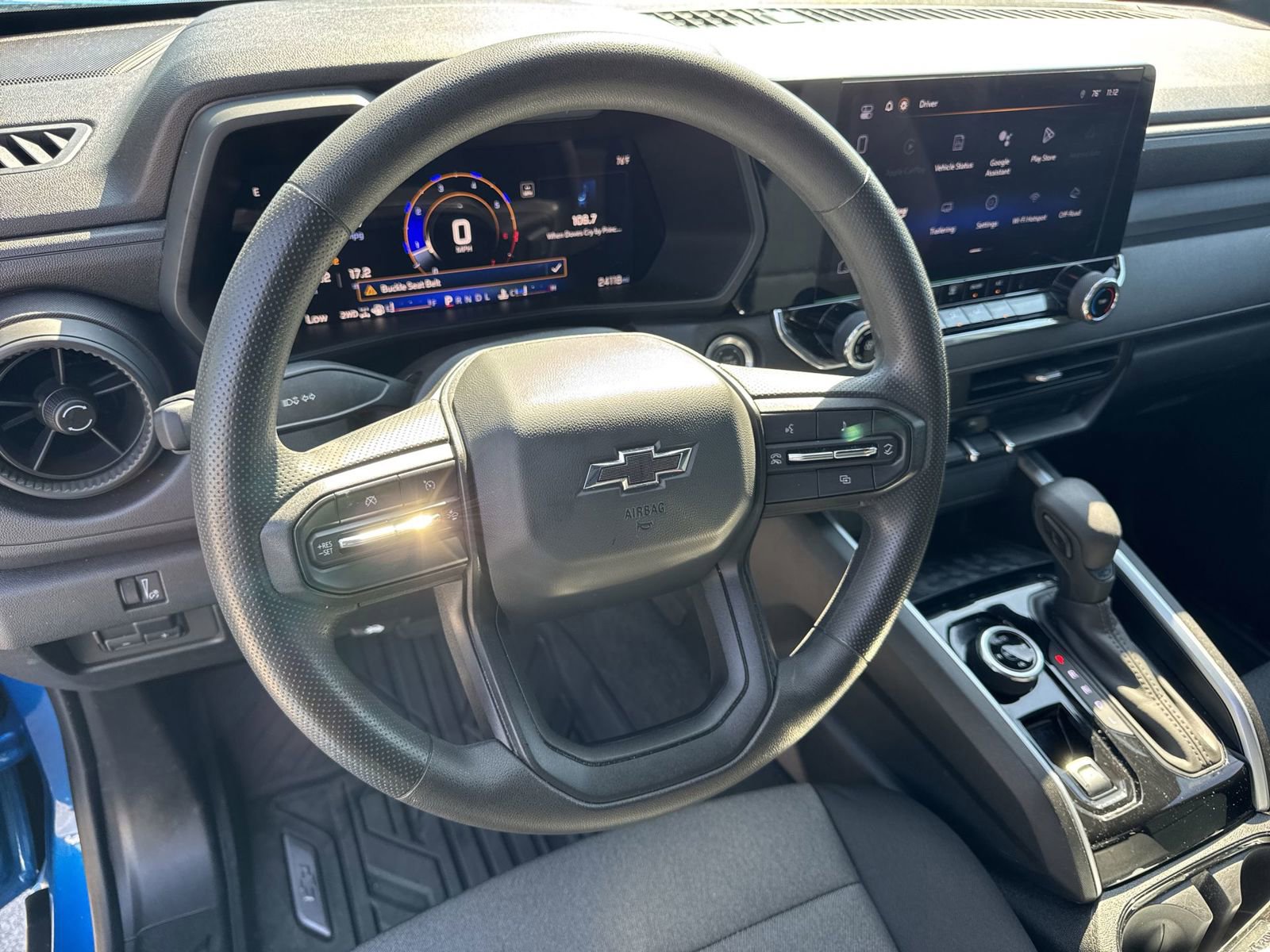 Used 2024 Chevrolet Colorado Trail Boss w/ Advanced Trailering Package image 18