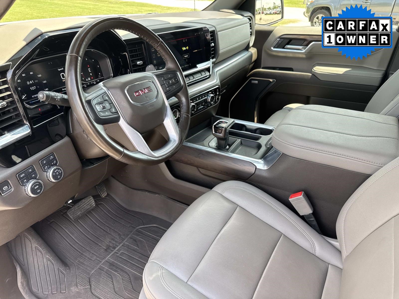 Used 2023 GMC Sierra 1500 SLT w/ SLT Premium Package AWD/4WD image 28
