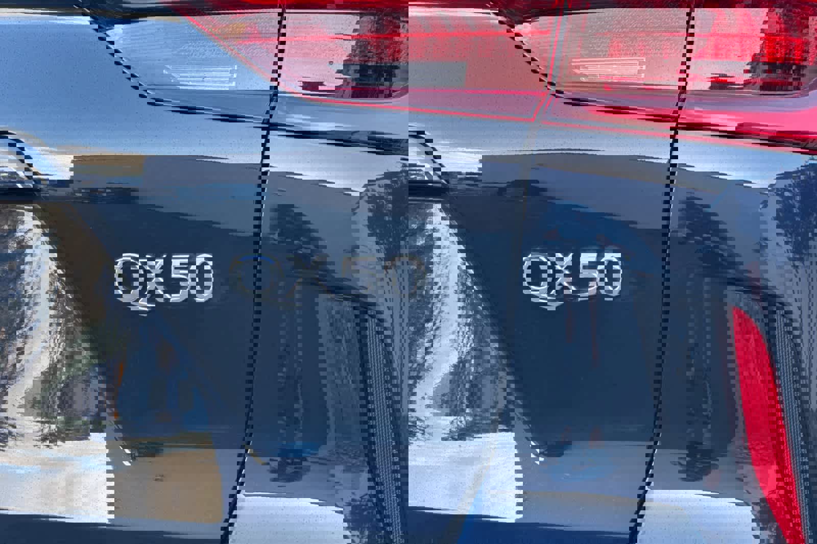 Used 2019 INFINITI QX50 Luxe w/ Navigation Package image 33