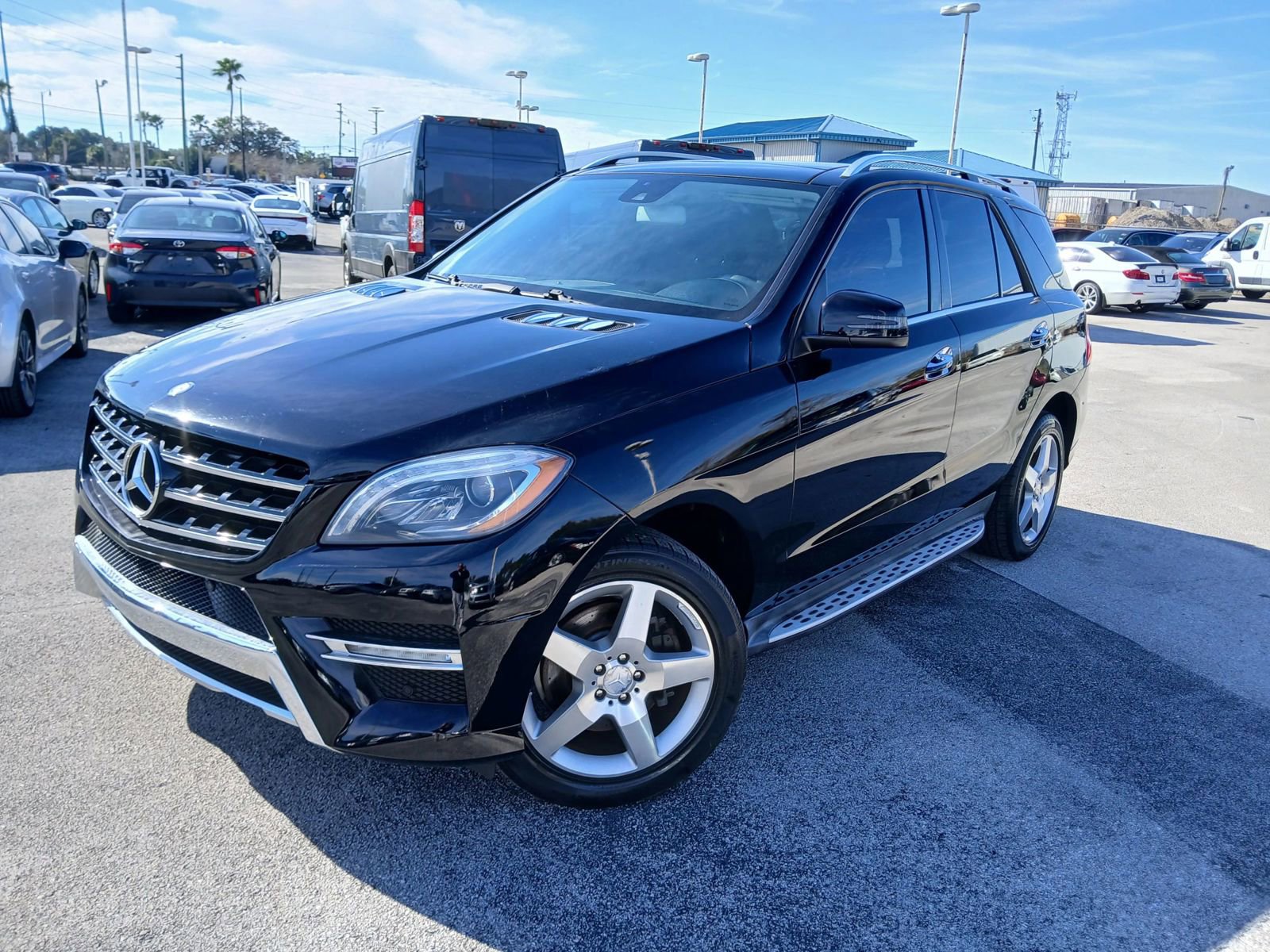 Used 2015 Mercedes-Benz ML 400 4MATIC image 2