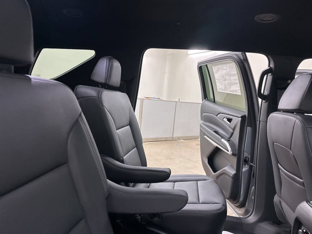 New 2026 Chevrolet Traverse LT w/ Driver Confidence Package AWD/4WD image 22