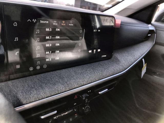 New 2026 Nissan Kicks SV w/ Cold Weather Package AWD/4WD image 15