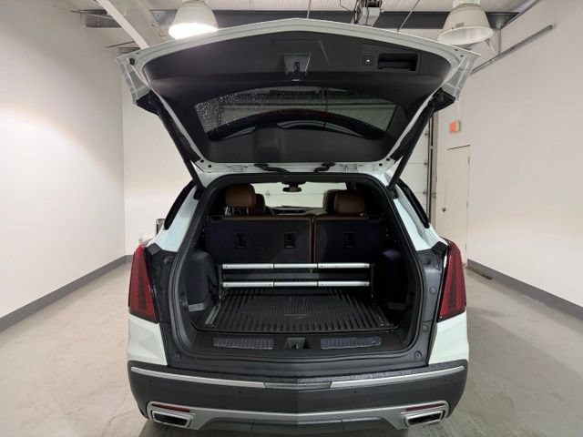 Certified 2020 Cadillac XT5 Premium Luxury w/ LPO, Floor Liner Package FWD image 7