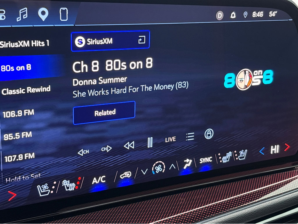 Used 2026 Chevrolet Traverse RS image 6