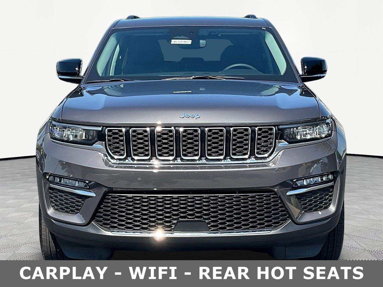 Used 2024 Jeep Grand Cherokee Limited AWD/4WD image 2