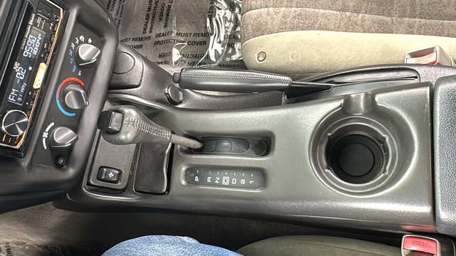 Used 2002 Chevrolet Camaro Base image 26