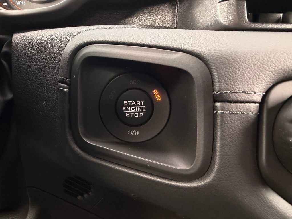 New 2026 Jeep Gladiator Sahara image 23