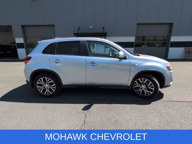 Used 2017 Mitsubishi Outlander Sport SE AWD/4WD image 6