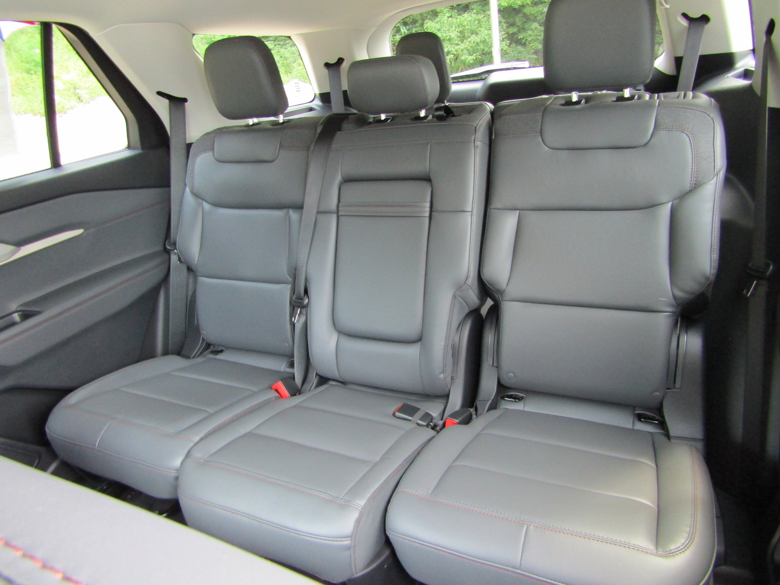 New 2026 Ford Explorer Active w/ Active Comfort Package AWD/4WD image 17