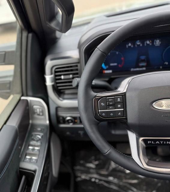 New 2026 Ford F250 Platinum AWD/4WD image 19