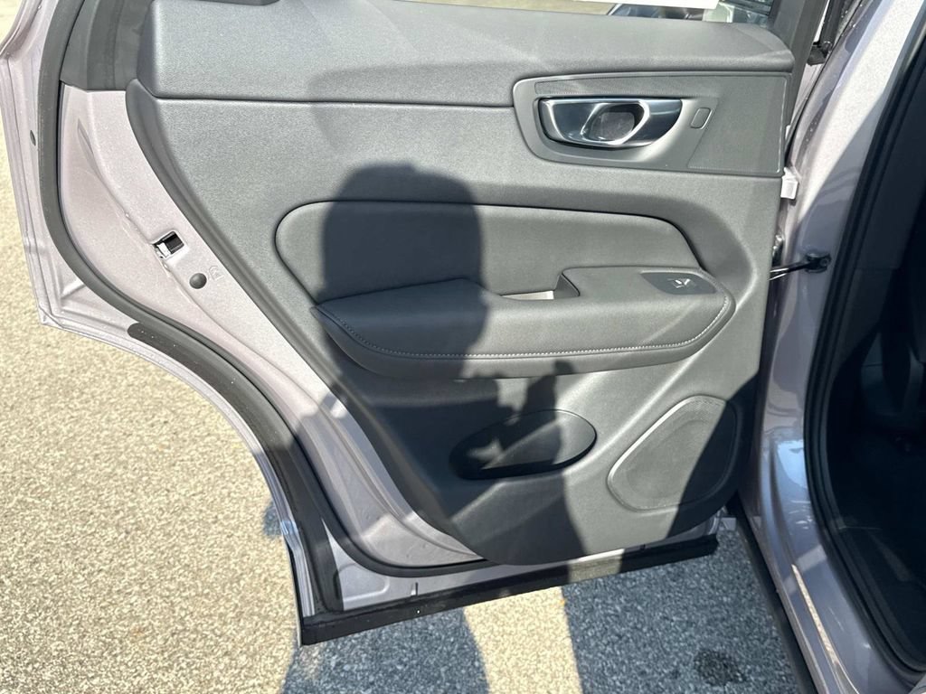 Used 2026 Volvo XC60 B5 Plus w/ Protection Package Premier AWD/4WD image 11