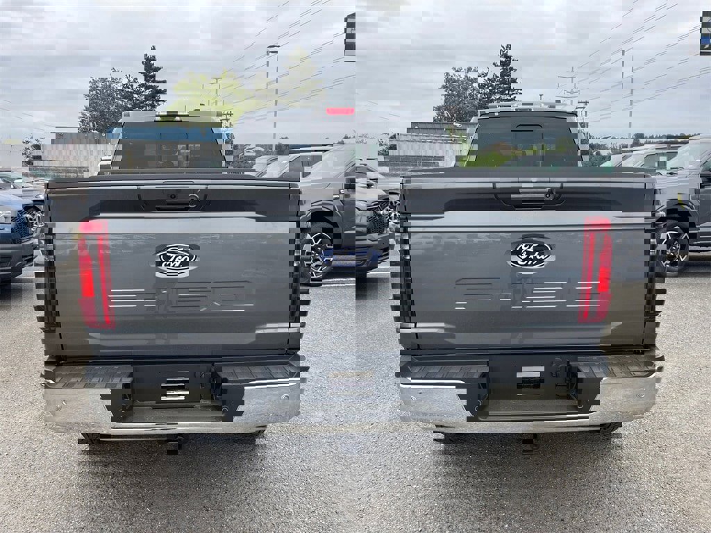 New 2025 Ford F150 XLT w/ Equipment Group 303A High image 6