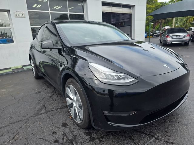 Used 2022 Tesla Model Y Long Range AWD/4WD image 8